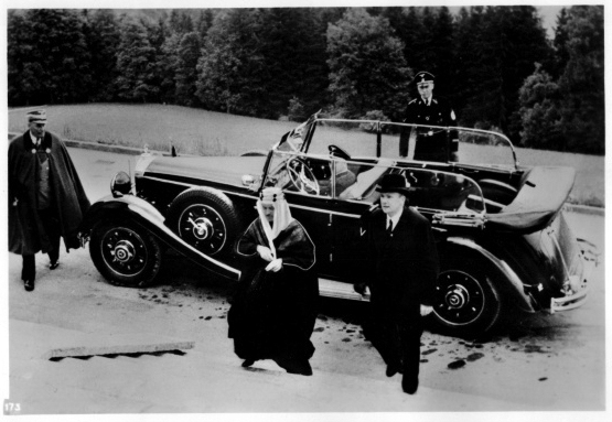 Adolf Hitler receives Khalid al Hud, special envoy of king Ibn Saud of Saudi Arabia at the Berghof